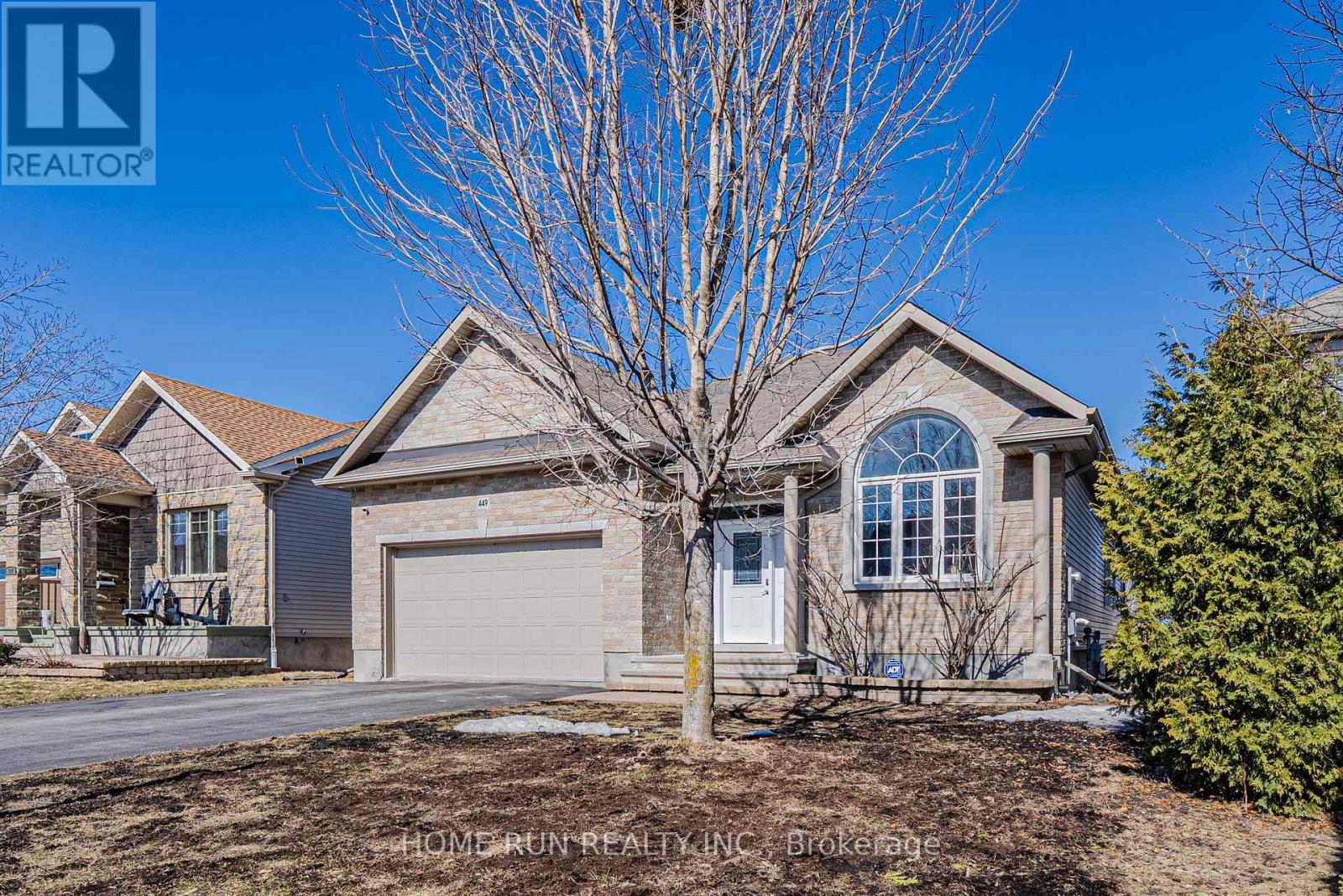 Property at 449 LANDSWOOD WAY image 3