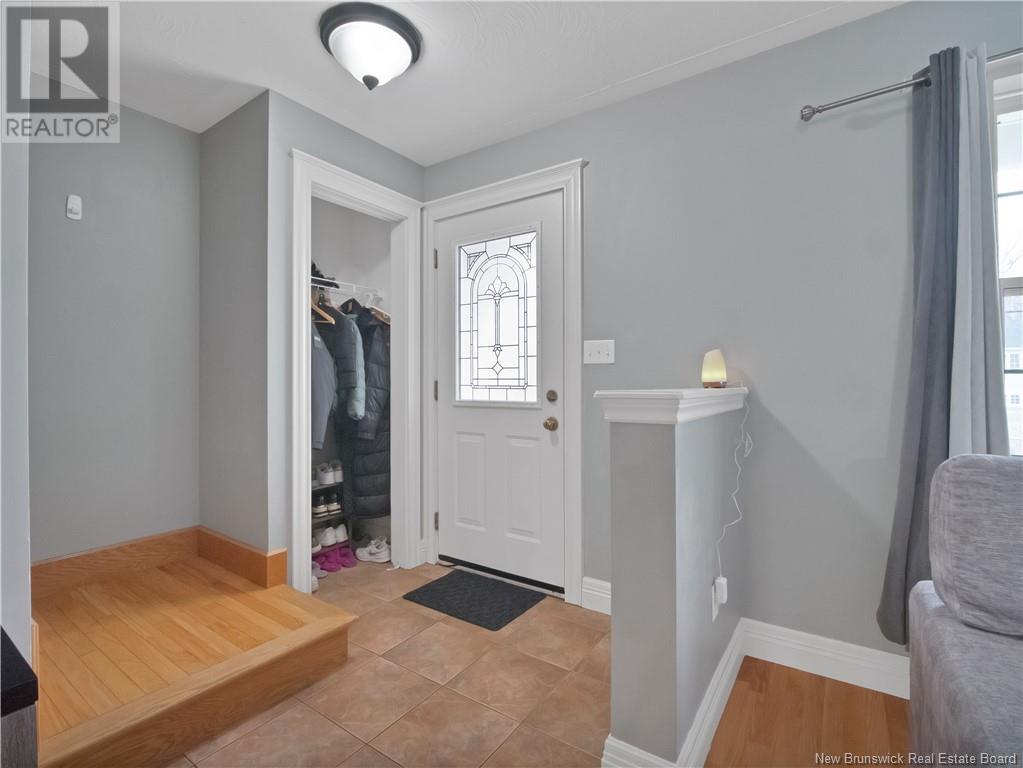 Property at 291 Twin Oaks Drive image 3