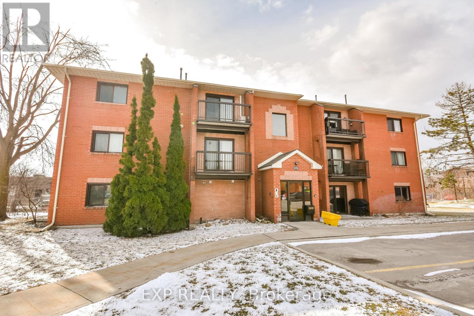 Property at F1 - 171 EDGEHILL DRIVE image 1