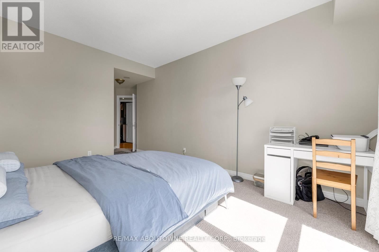 102 - 60 Old Mill Road, Oakville, Ontario  L6J 7V9 - Photo 14 - W12076610