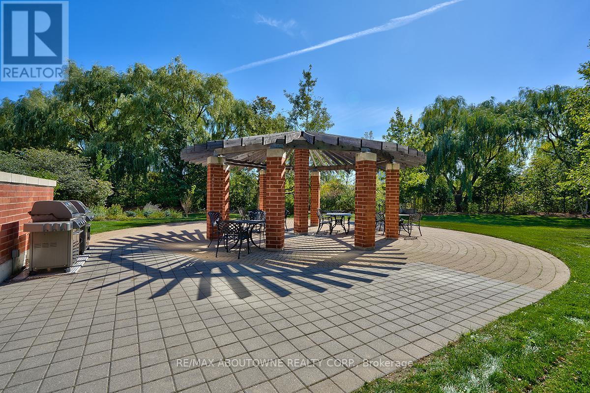 102 - 60 Old Mill Road, Oakville, Ontario  L6J 7V9 - Photo 27 - W12076610