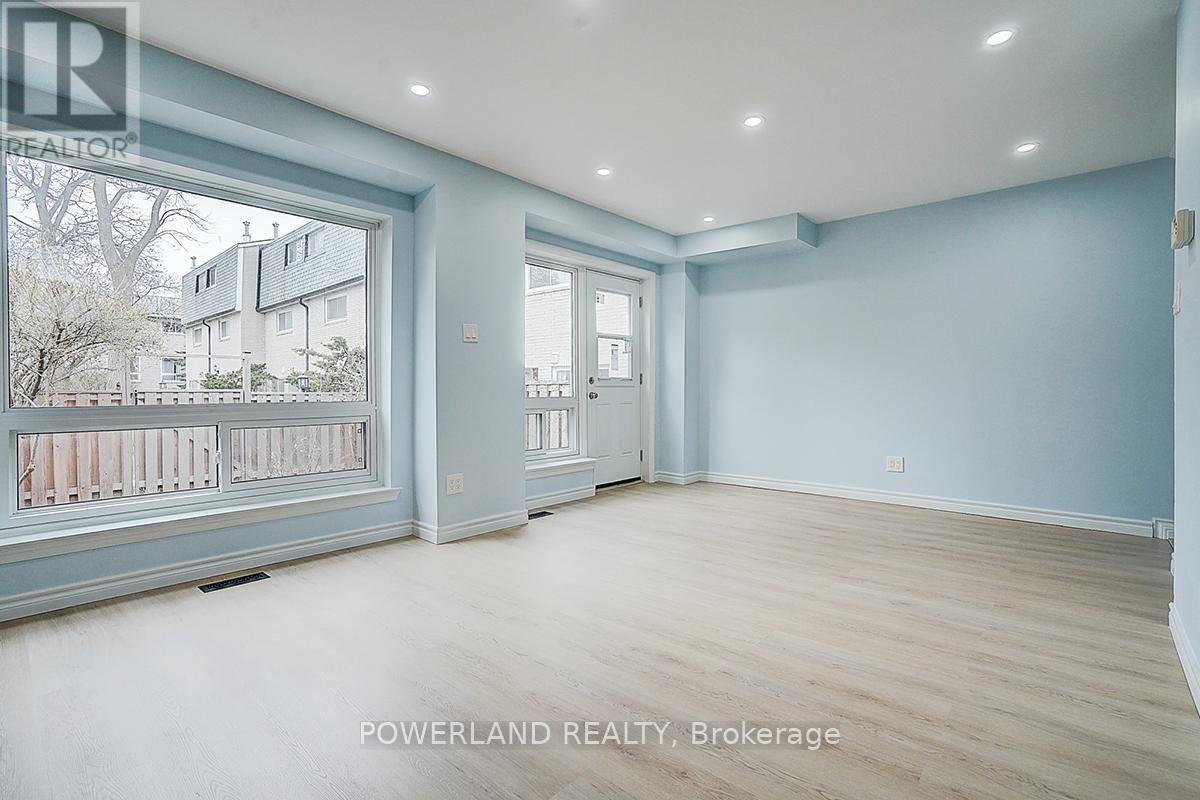 4 - 8 Liszt Gate, Toronto, Ontario  M2H 1G7 - Photo 8 - C12076047