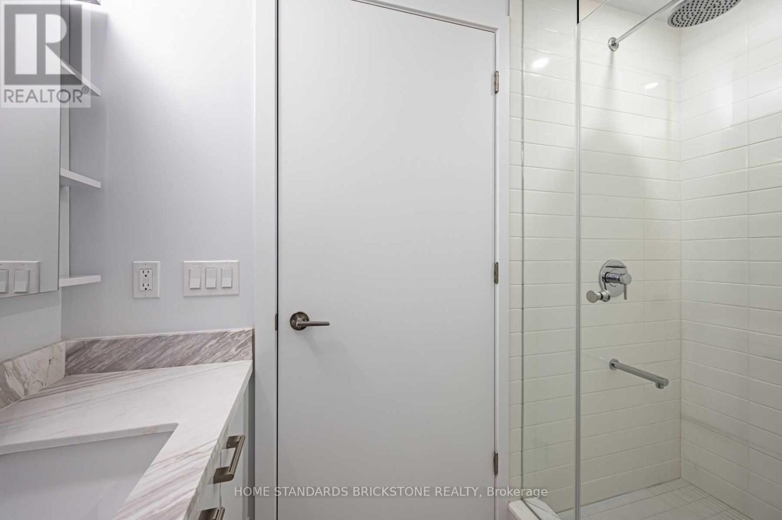 2406 - 2221 Yonge Street, Toronto, Ontario  M4S 2B4 - Photo 13 - C12076596