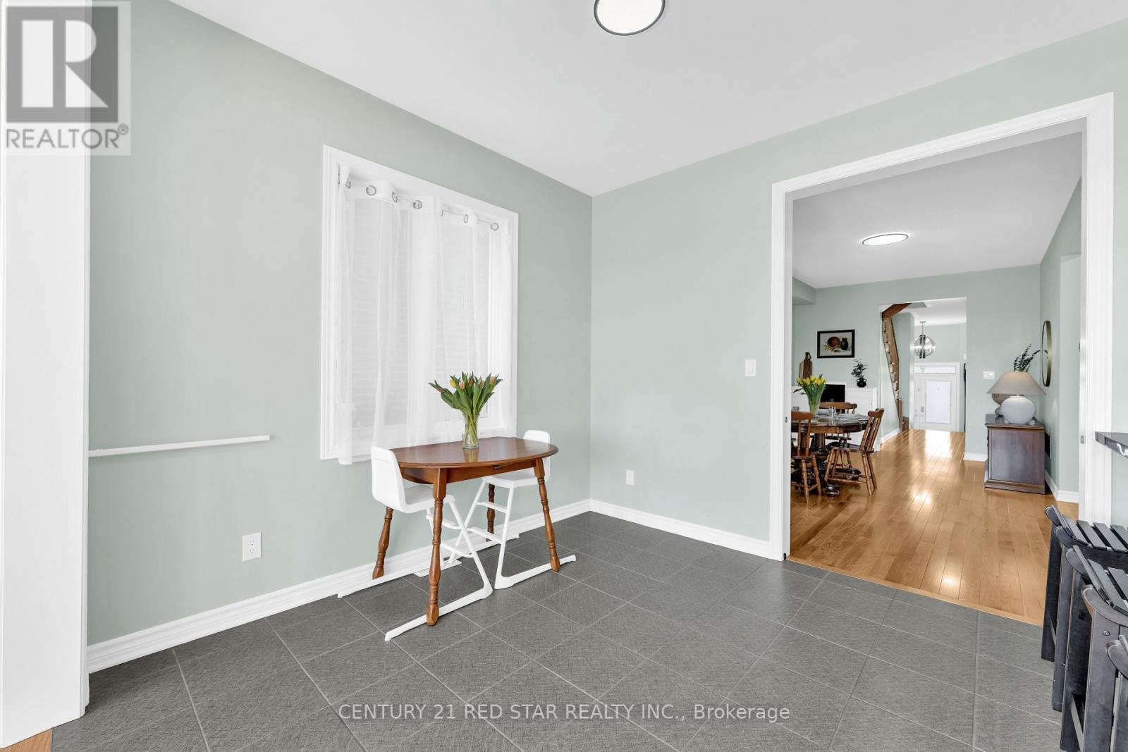 104 Closson Drive, Whitby, Ontario  L1P 0M8 - Photo 11 - E12076566