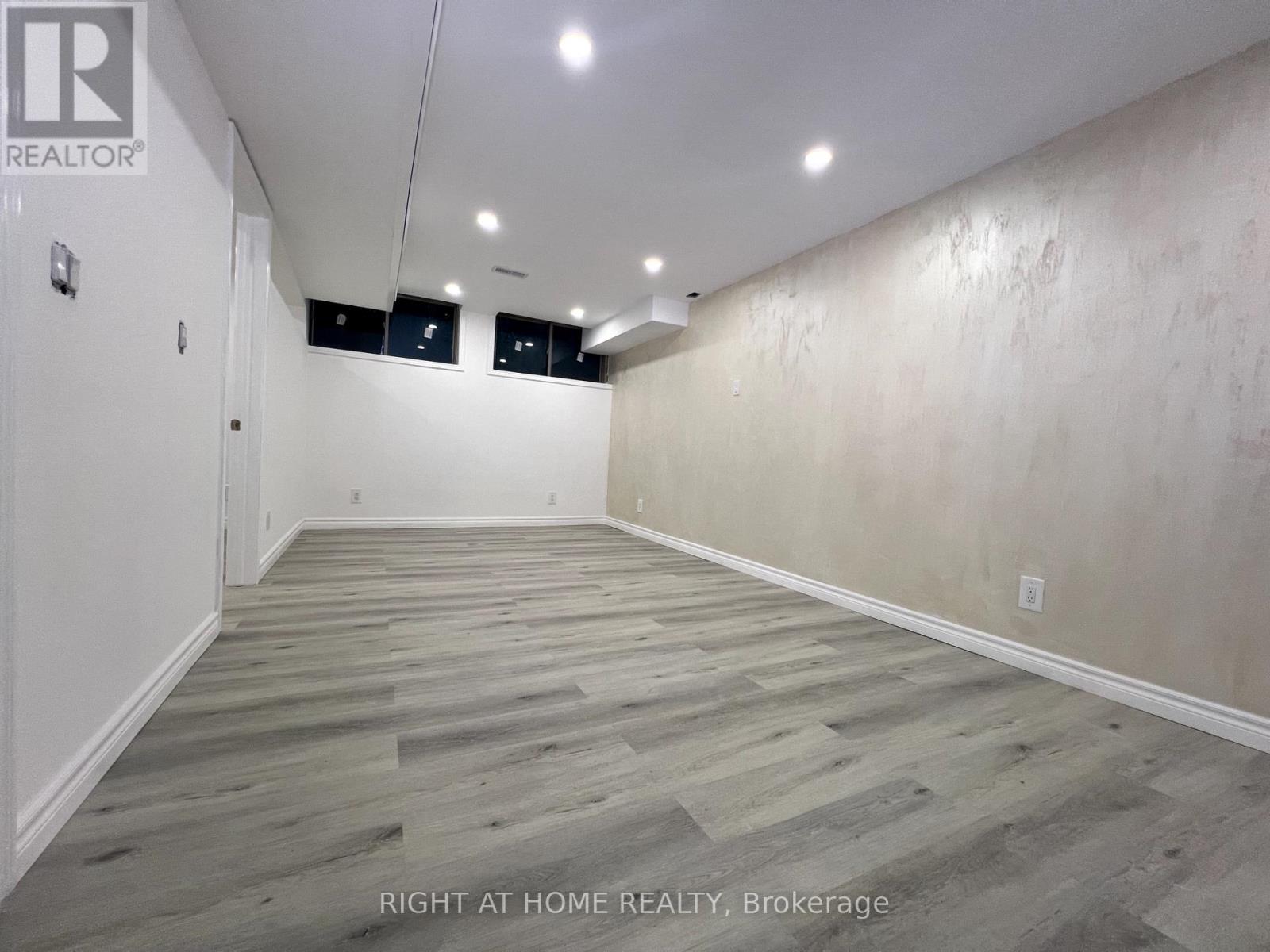 41 Portage Avenue, Richmond Hill, Ontario  L4E 2Z5 - Photo 9 - N12076604