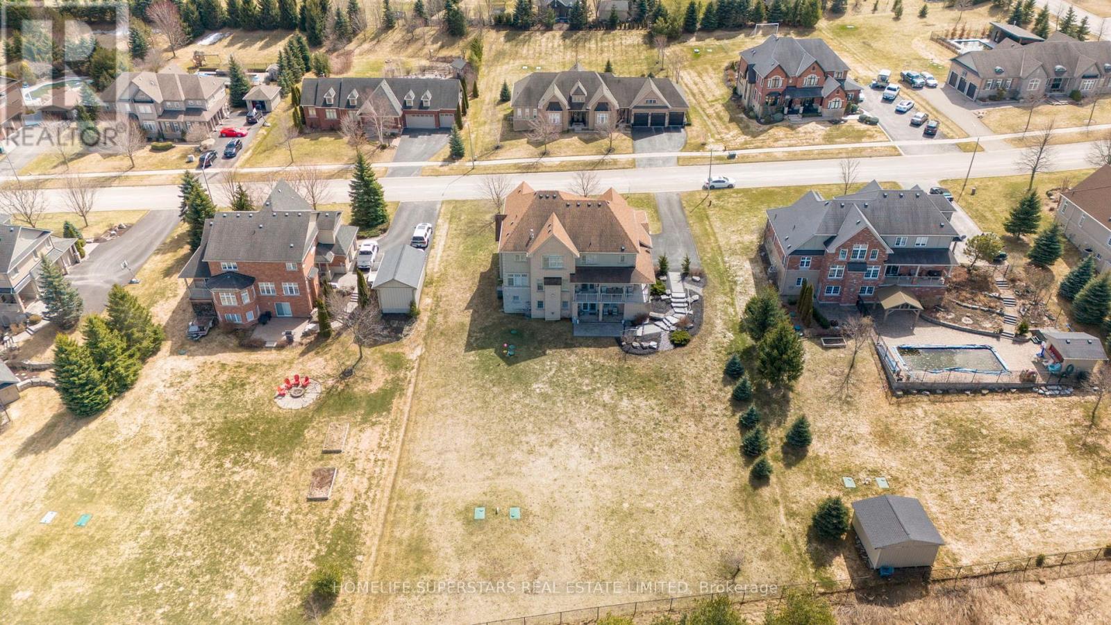 44 Orchard Drive, Mono, Ontario  L9W 6L6 - Photo 3 - X12076626