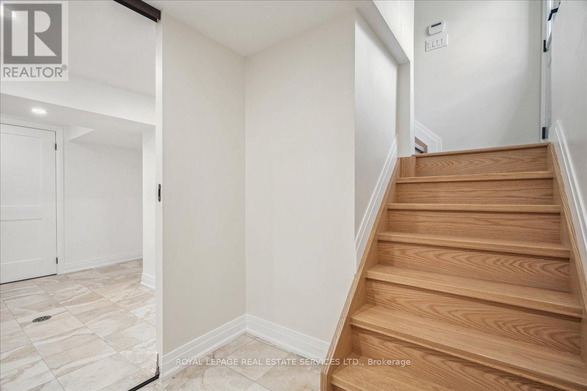 14 Ramsbury Road, Toronto, Ontario  M8Z 4V3 - Photo 16 - W12057802
