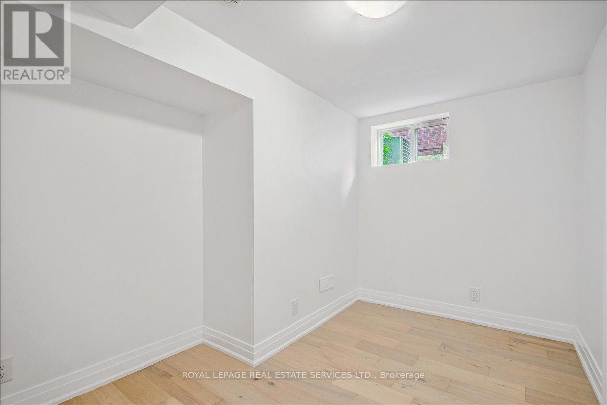 14 Ramsbury Road, Toronto, Ontario  M8Z 4V3 - Photo 29 - W12057802
