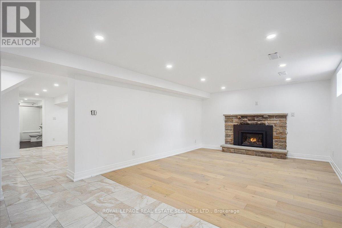 14 Ramsbury Road, Toronto, Ontario  M8Z 4V3 - Photo 7 - W12057802