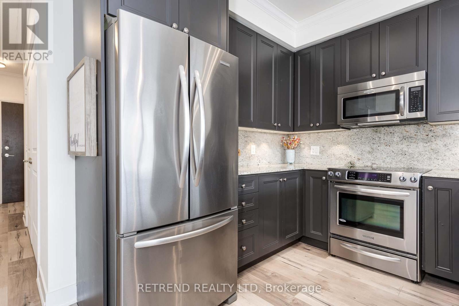541 - 7608 Yonge Street, Vaughan, Ontario  L4J 0J5 - Photo 12 - N12076647
