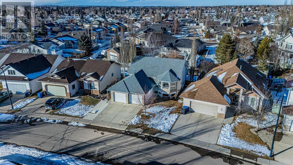 Property at 51 Ackerman Crescent image 3