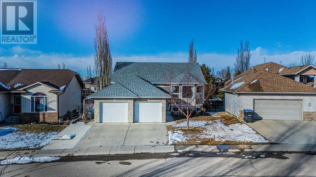 Property at 51 Ackerman Crescent image 2