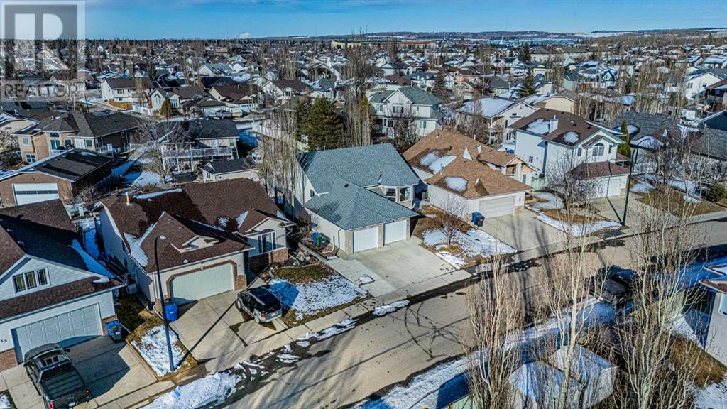 Property at 51 Ackerman Crescent image 4