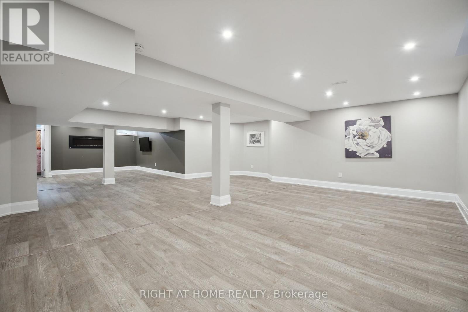 101 Woodgreen Drive, Vaughan, Ontario  L4L 3B2 - Photo 29 - N12076654