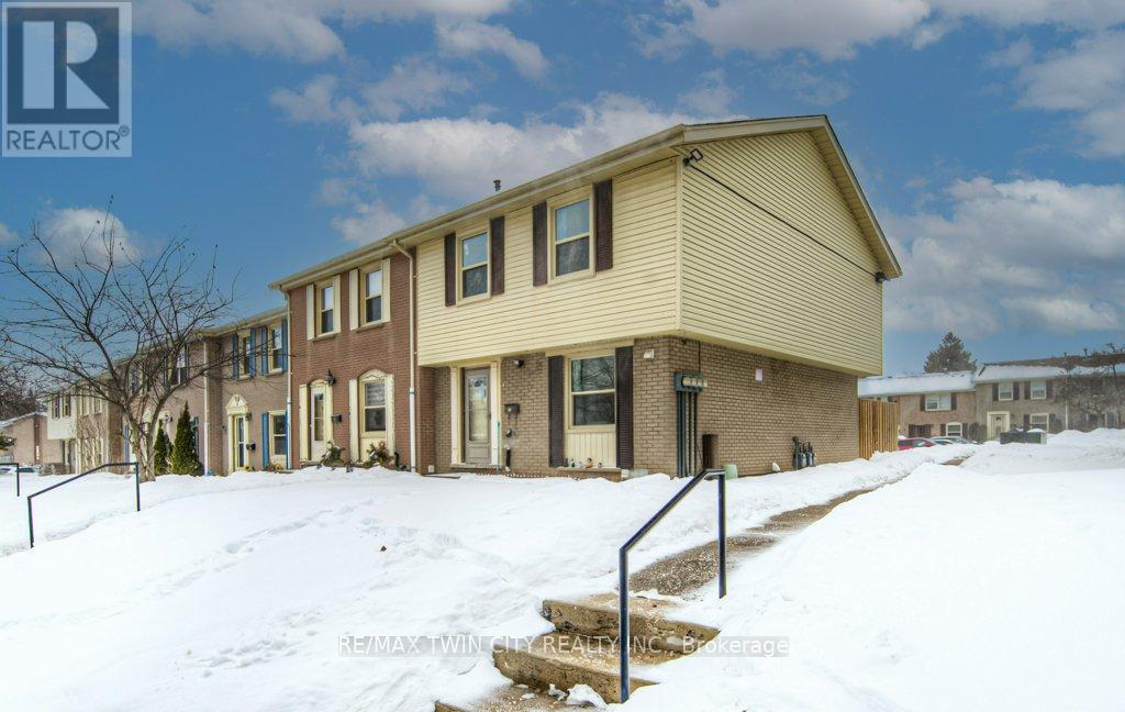 Property at 7 - 52 MONTCALM DRIVE image 3