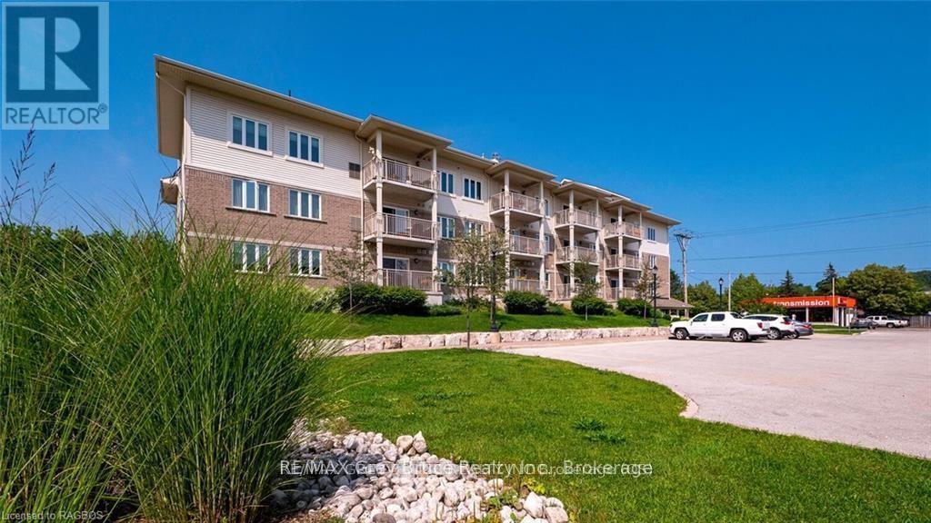104 - 1050 1st Avenue W, Owen Sound, Ontario  N4K 4K6 - Photo 2 - X12076667