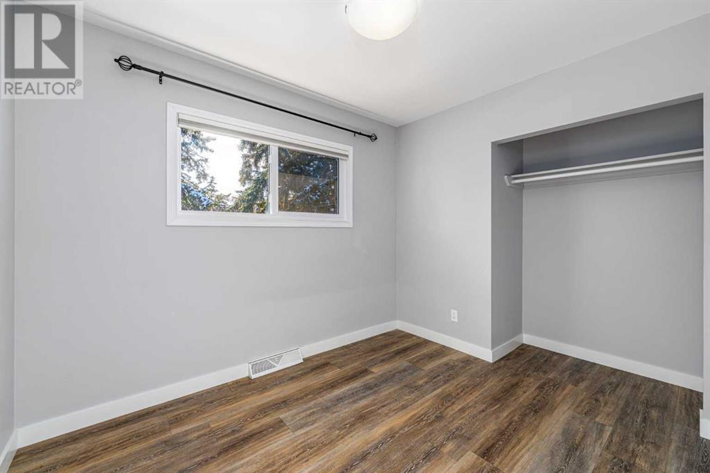 64 Healy Drive Sw, Calgary, Alberta  T2V 2Z7 - Photo 18 - A2200562