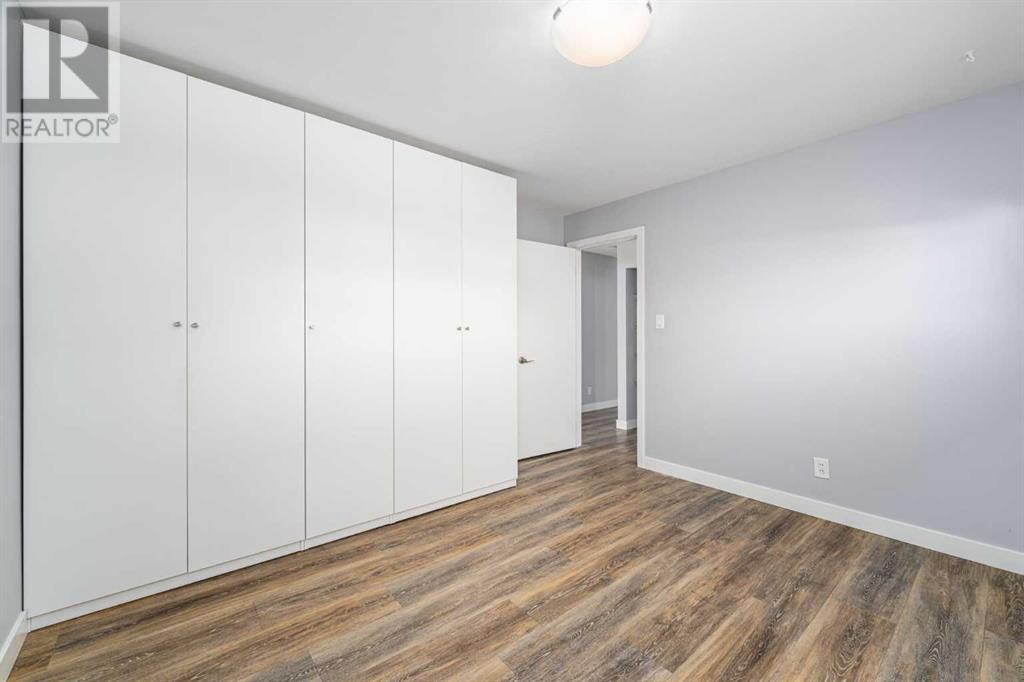 64 Healy Drive Sw, Calgary, Alberta  T2V 2Z7 - Photo 13 - A2200562