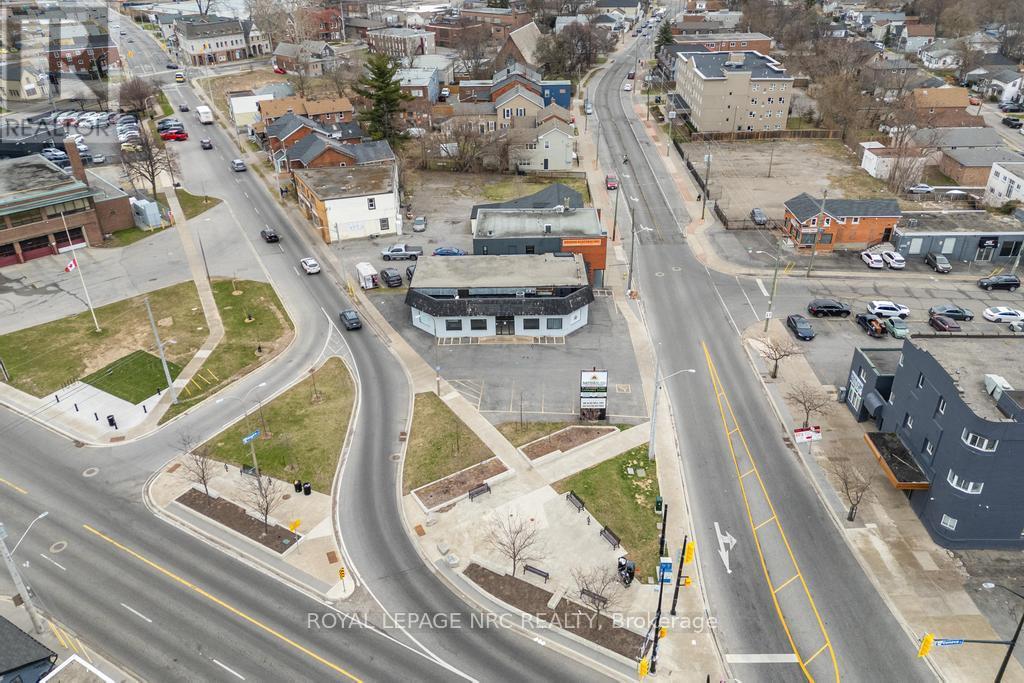 11 Queenston Street, St. Catharines, Ontario  L2R 2Y8 - Photo 15 - X12076702
