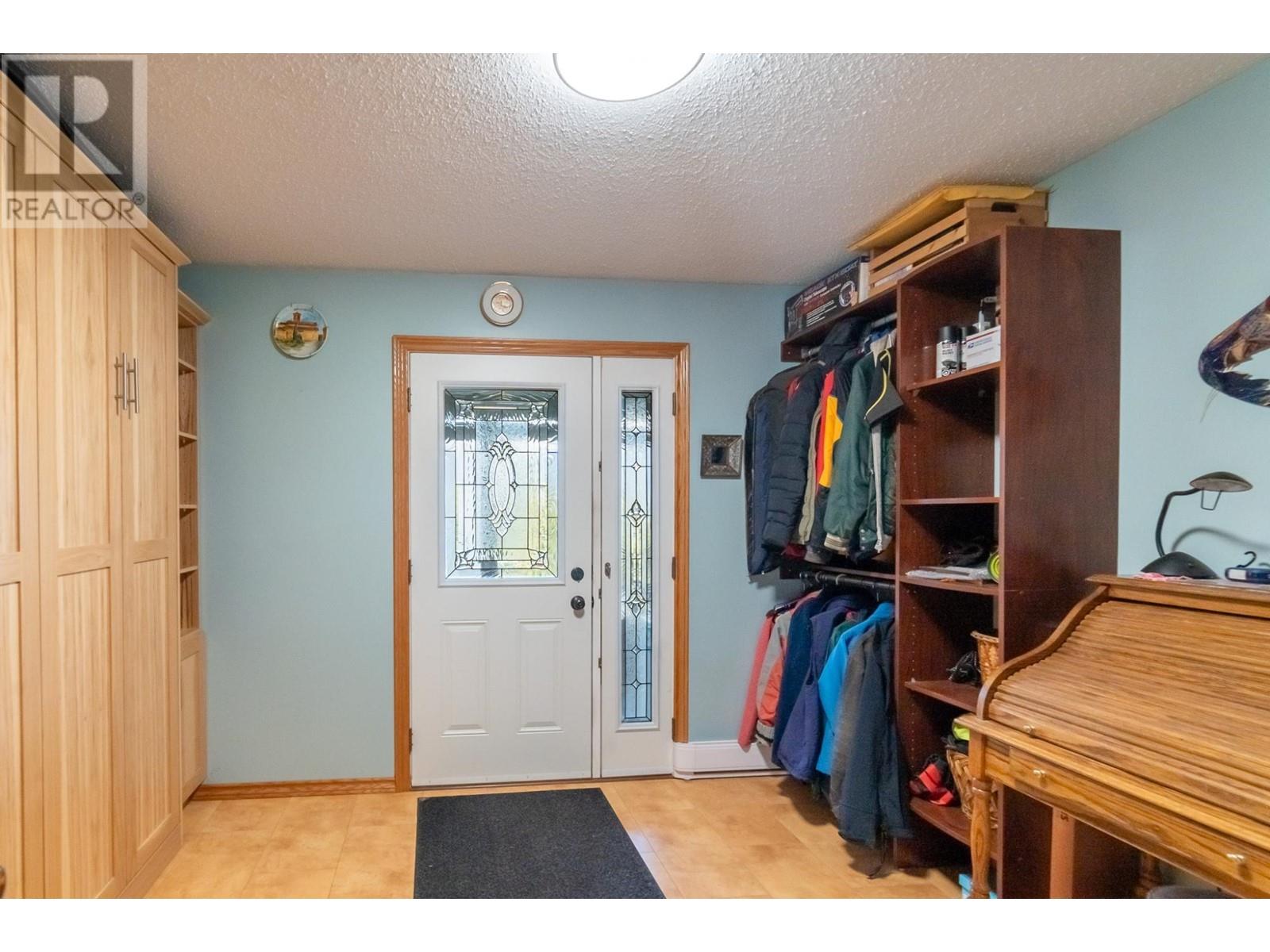 11110 3a Highway, Sanca, British Columbia  V0B 1A2 - Photo 7 - 10342560
