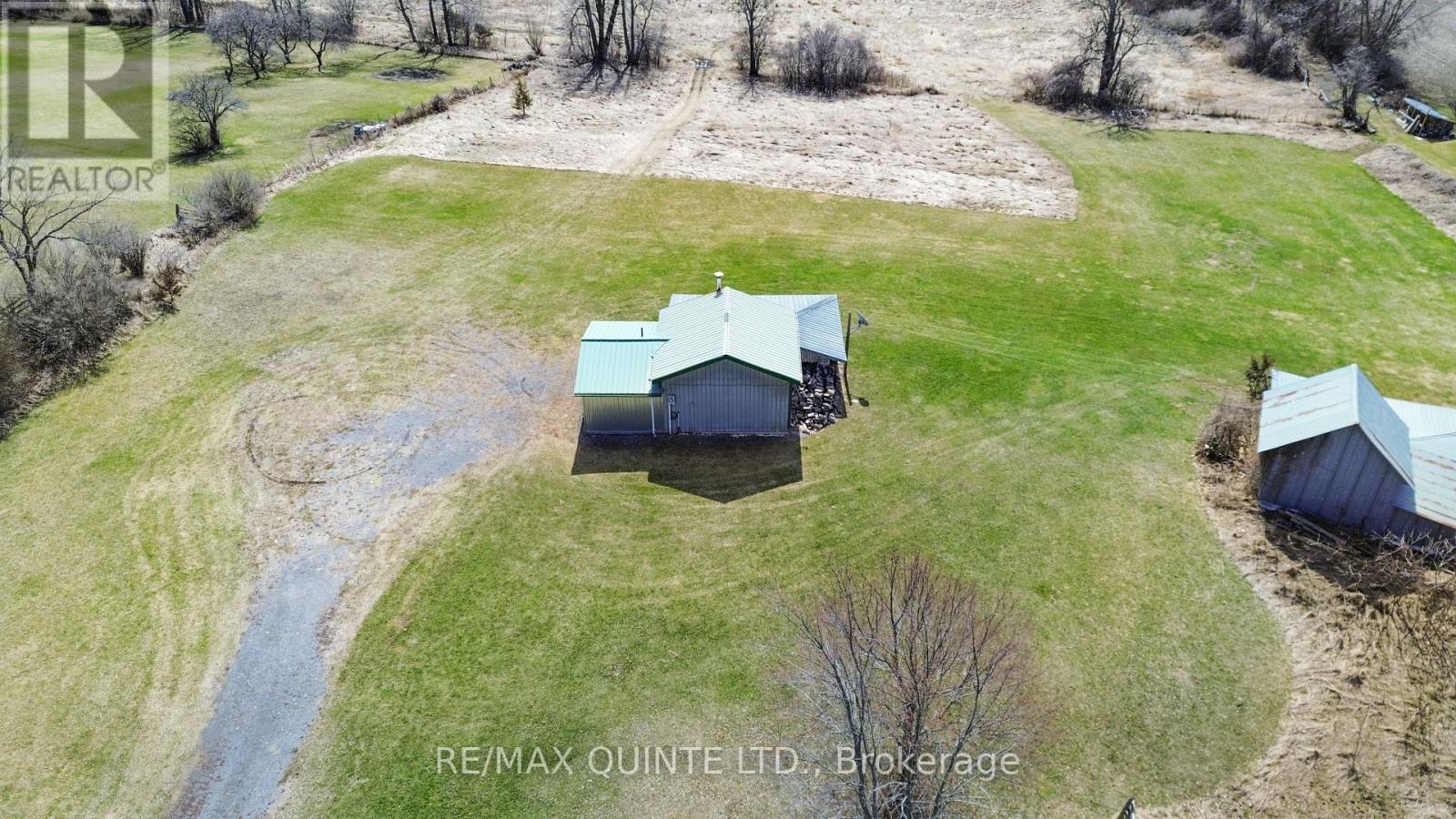 2878 County Road 15, Prince Edward County, Ontario  K0K 2T0 - Photo 4 - X12076716