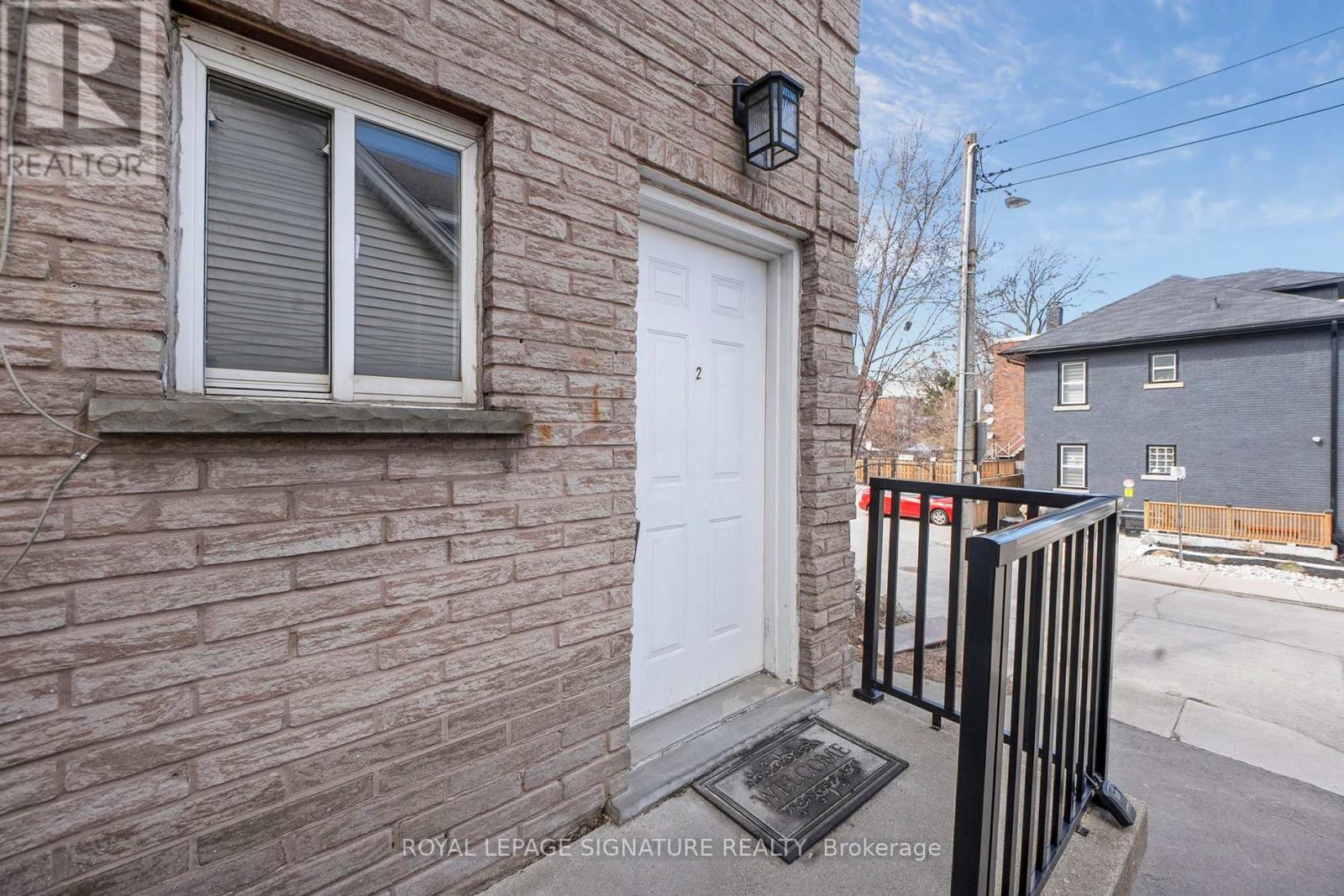 Property at 90 TISDALE STREET S image 3