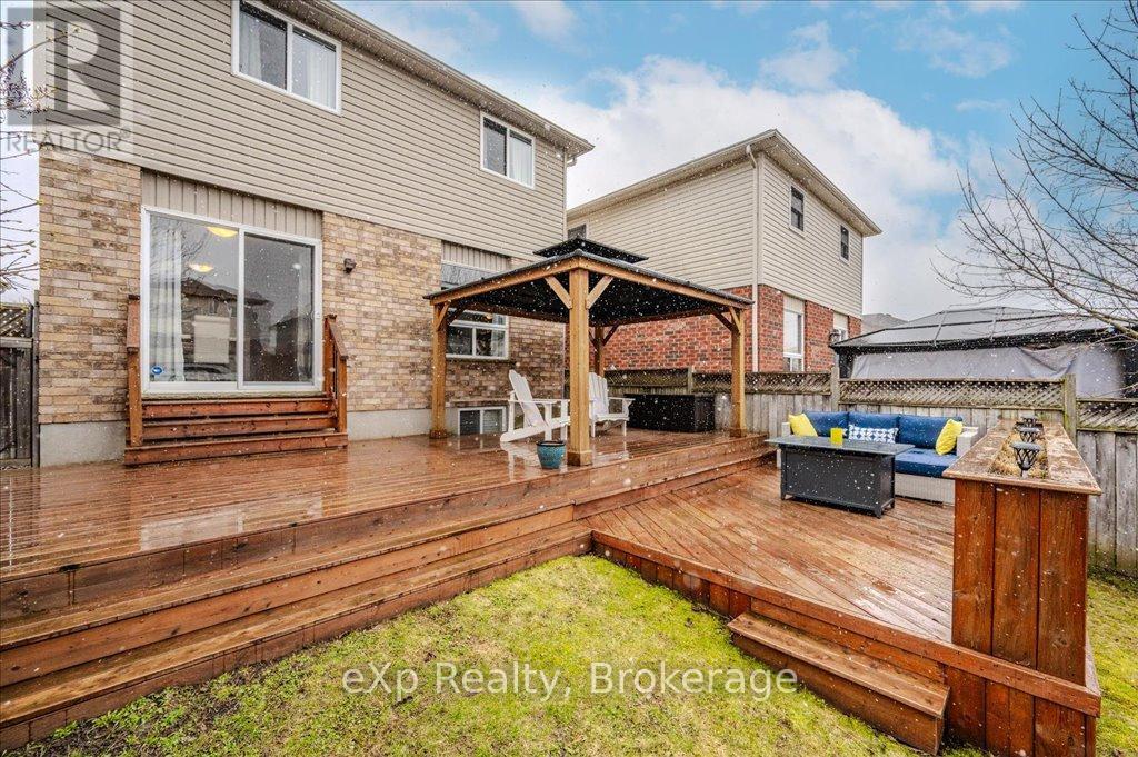 56 Shackleton Drive, Guelph, Ontario  N1E 7L3 - Photo 25 - X12076710