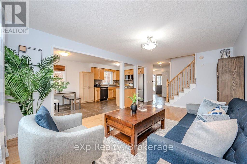 56 Shackleton Drive, Guelph, Ontario  N1E 7L3 - Photo 7 - X12076710