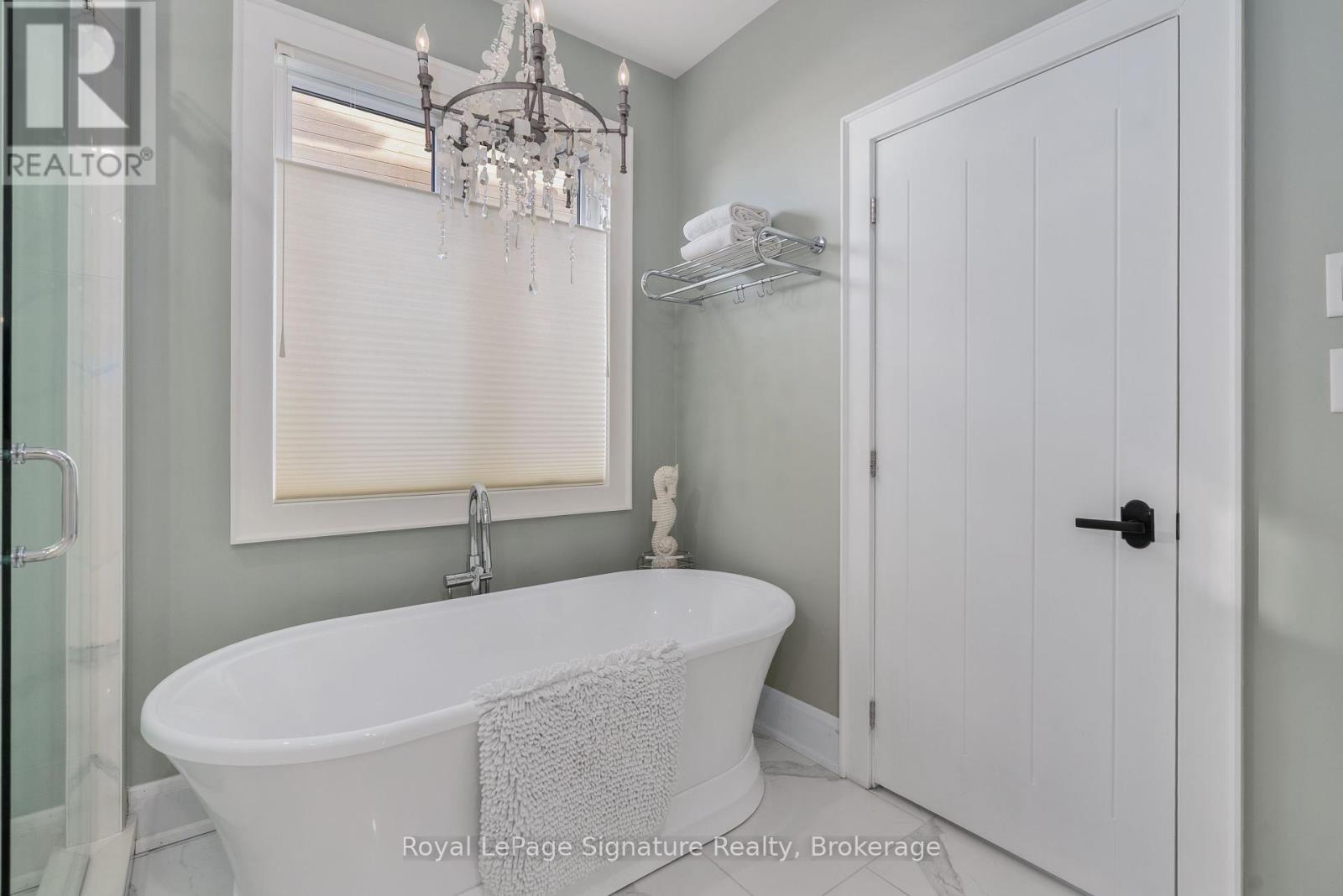 129 Lakeshore Road S, Meaford, Ontario  N4L 0A7 - Photo 30 - X12076721