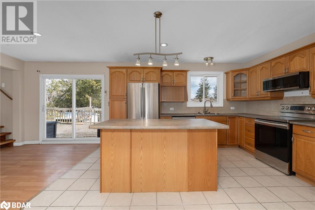 Property at 23 GREENGABLES Drive image 4
