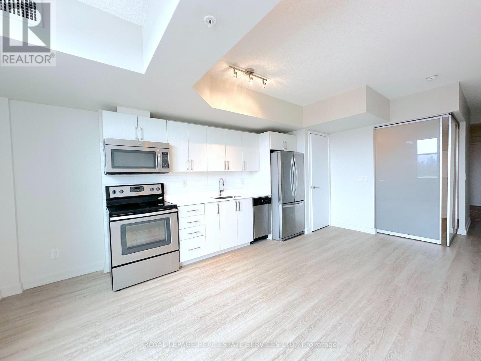 603 - 763 Woodbine Avenue, Toronto, Ontario  M4E 2J4 - Photo 4 - E12076756