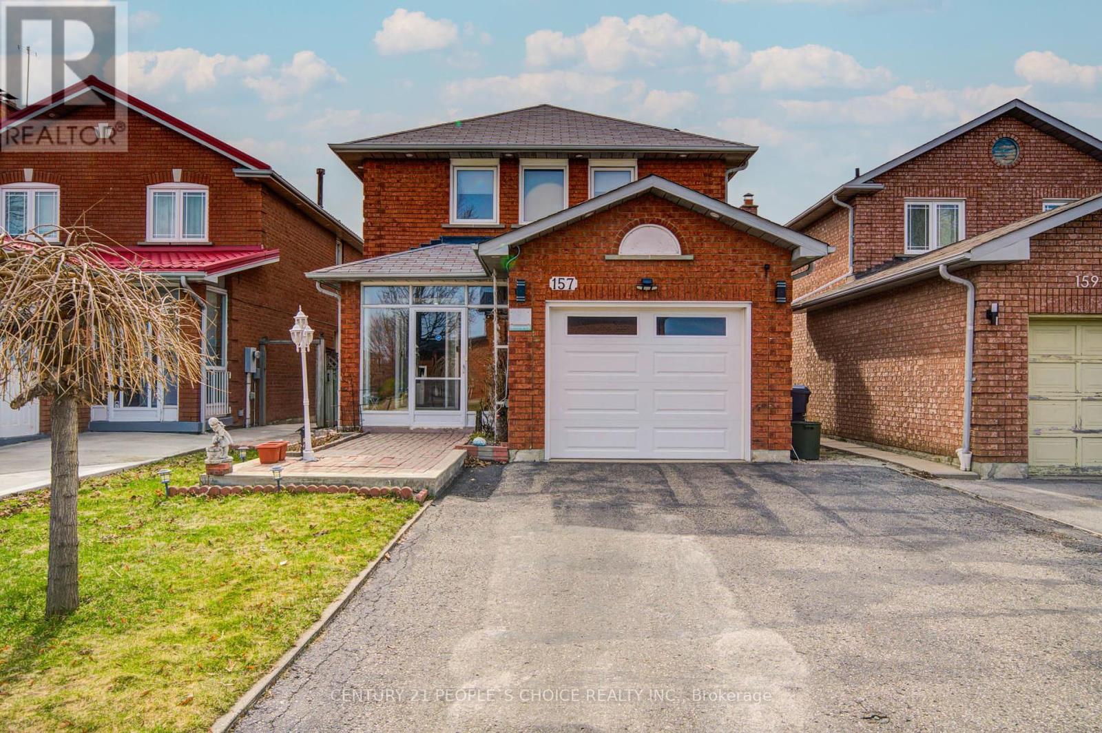 Property at 157 CINRICKBAR DRIVE image 4