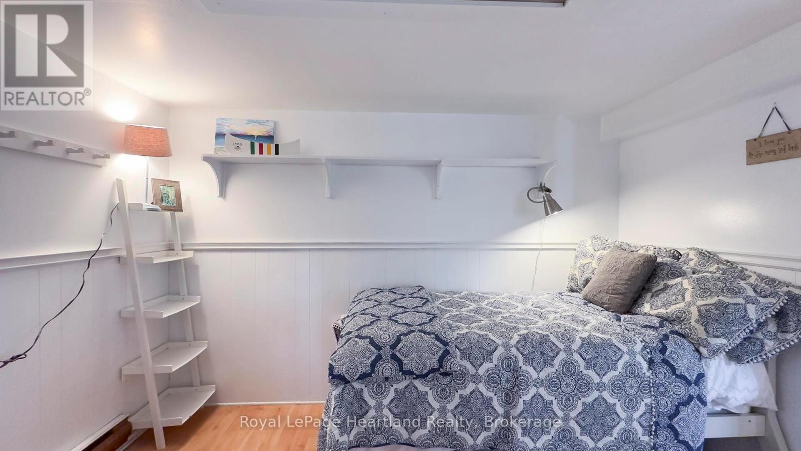 74398 Cardinal Court, Bluewater, Ontario  N0M 1G0 - Photo 12 - X12039830