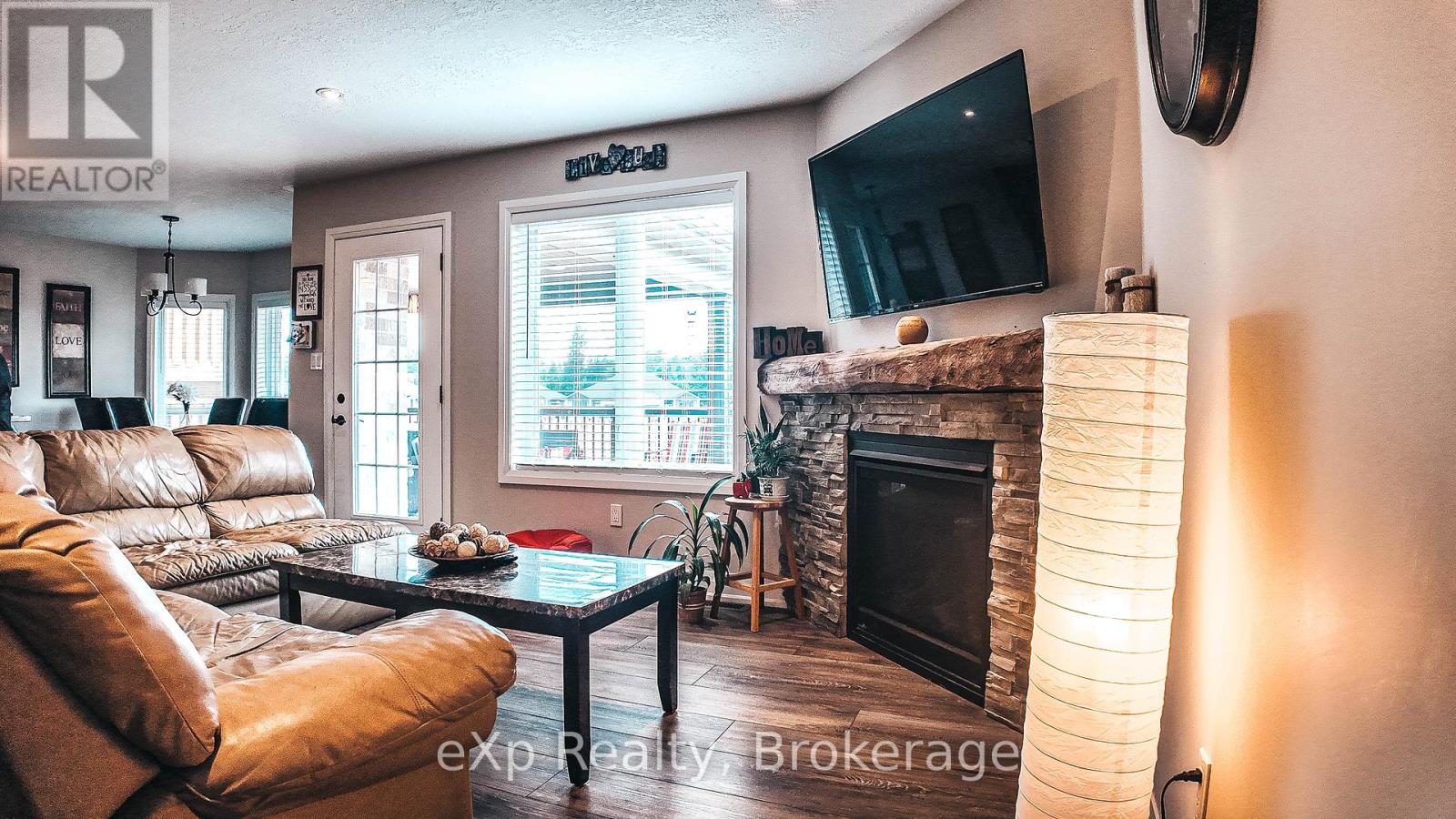 628 26th Avenue, Hanover, Ontario  N4N 0C2 - Photo 11 - X12076706