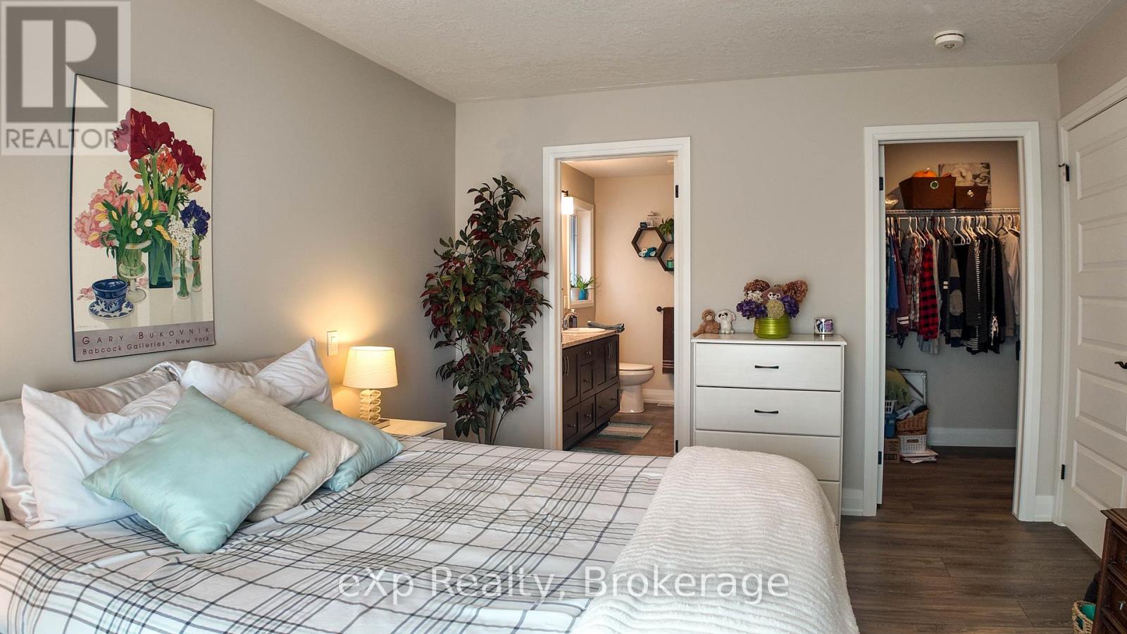 628 26th Avenue, Hanover, Ontario  N4N 0C2 - Photo 22 - X12076706