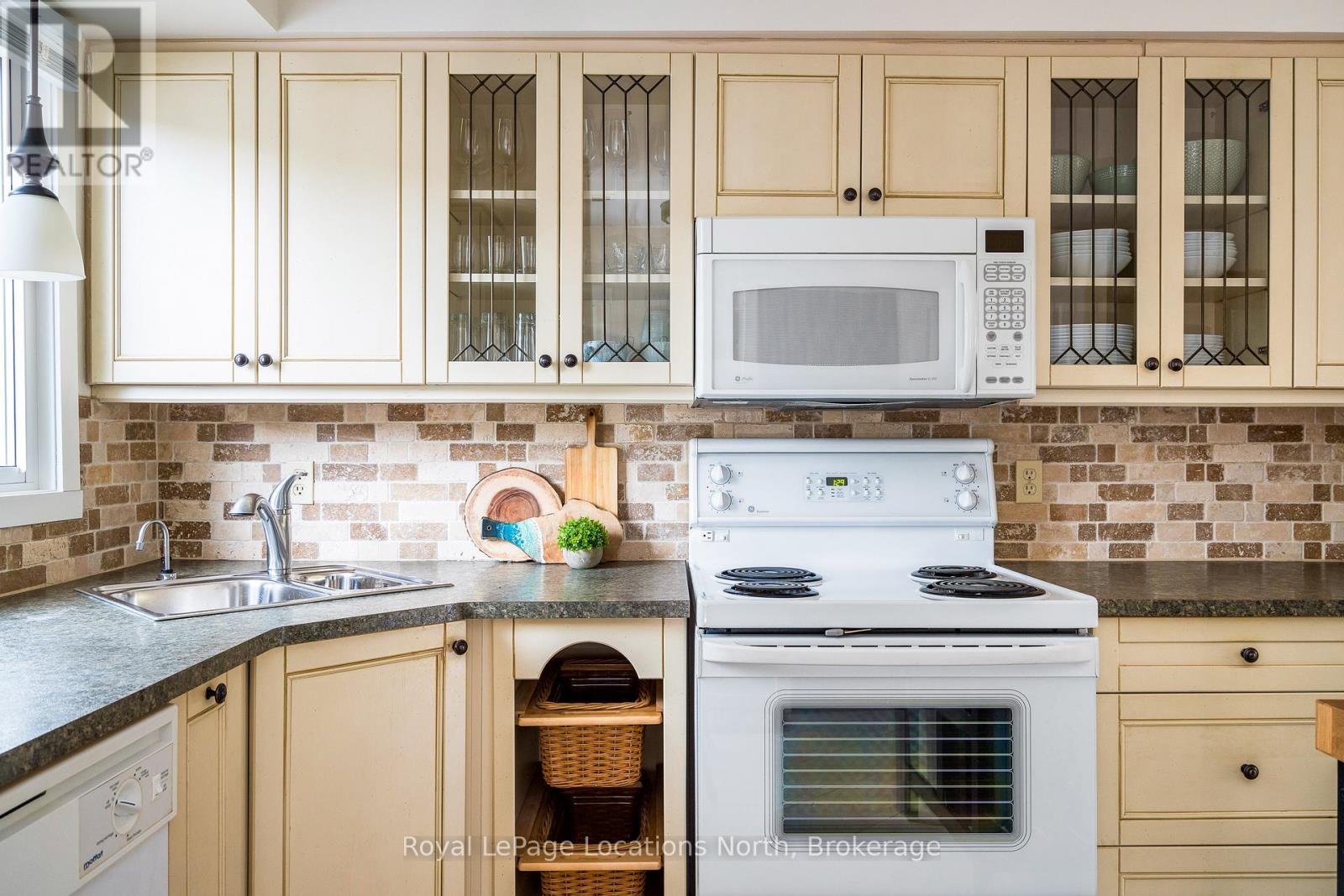 138 Escarpment Crescent, Collingwood, Ontario  L9Y 5B4 - Photo 11 - S12076840