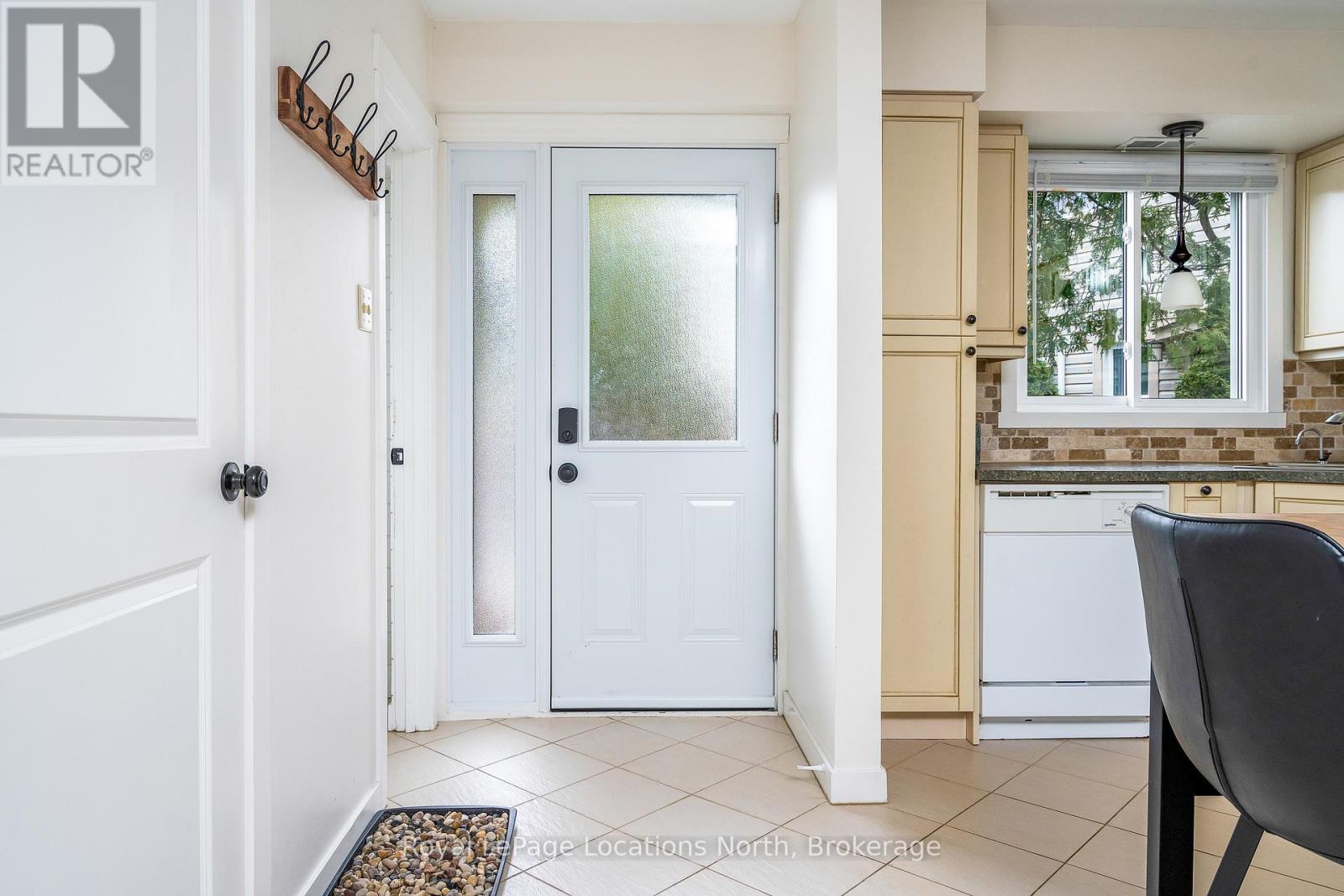 138 Escarpment Crescent, Collingwood, Ontario  L9Y 5B4 - Photo 6 - S12076840