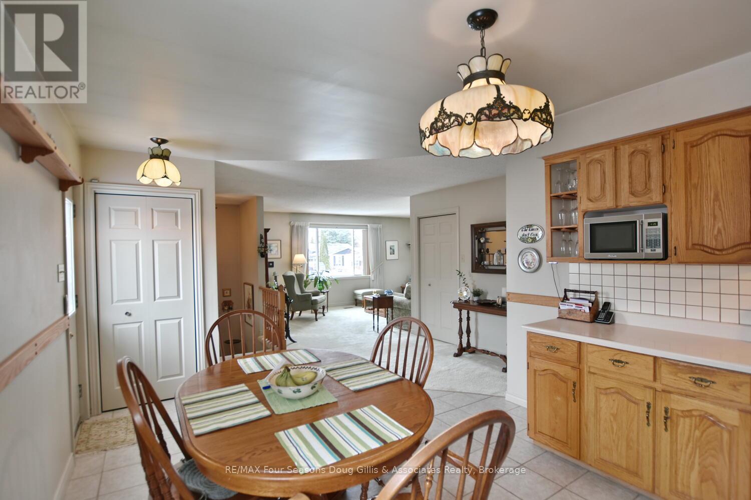 100 Lockhart Road, Collingwood, Ontario  L9Y 4L6 - Photo 13 - S12076898