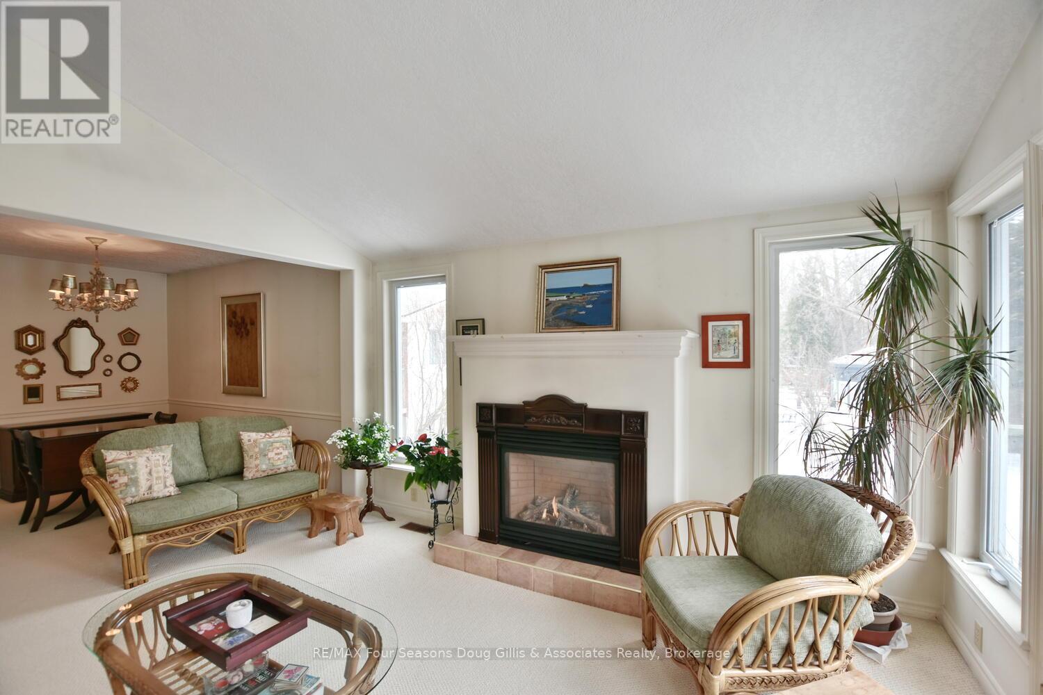 100 Lockhart Road, Collingwood, Ontario  L9Y 4L6 - Photo 17 - S12076898