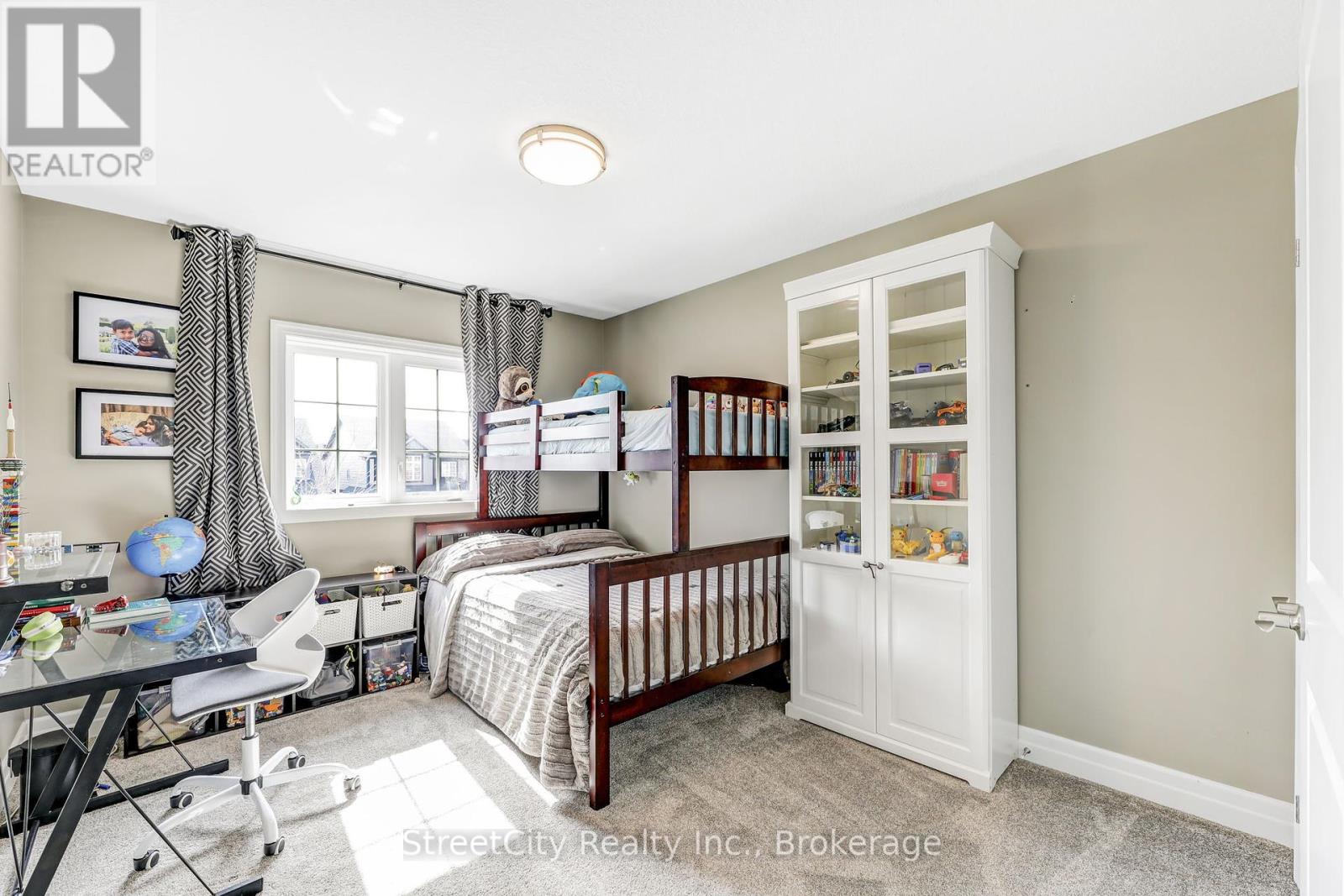 82 Fraser Drive, Stratford, Ontario  N5A 0C8 - Photo 18 - X12076857