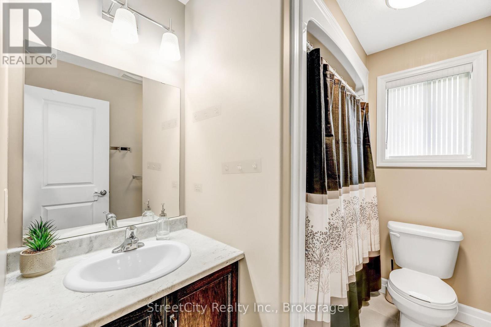 82 Fraser Drive, Stratford, Ontario  N5A 0C8 - Photo 20 - X12076857