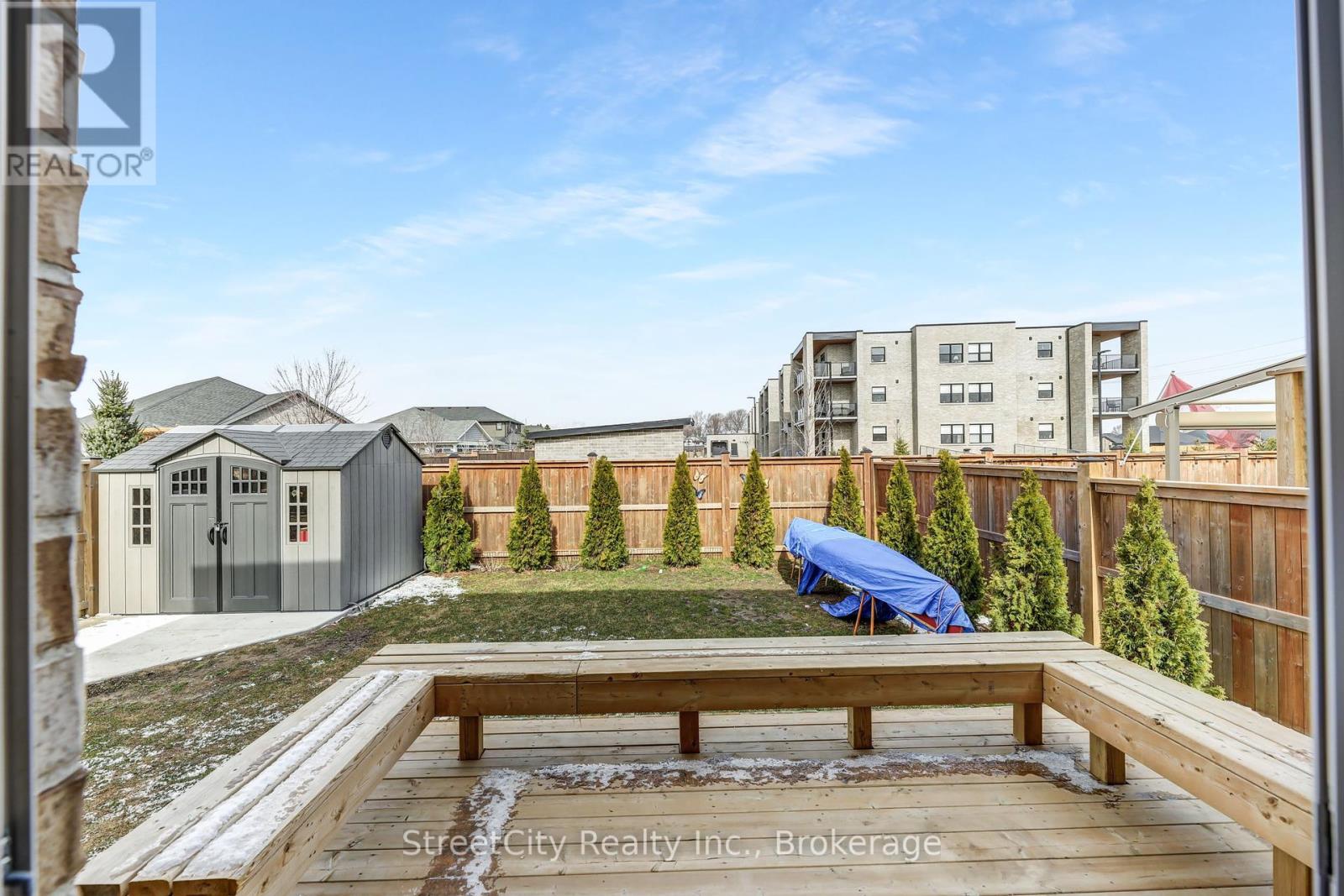 82 Fraser Drive, Stratford, Ontario  N5A 0C8 - Photo 27 - X12076857