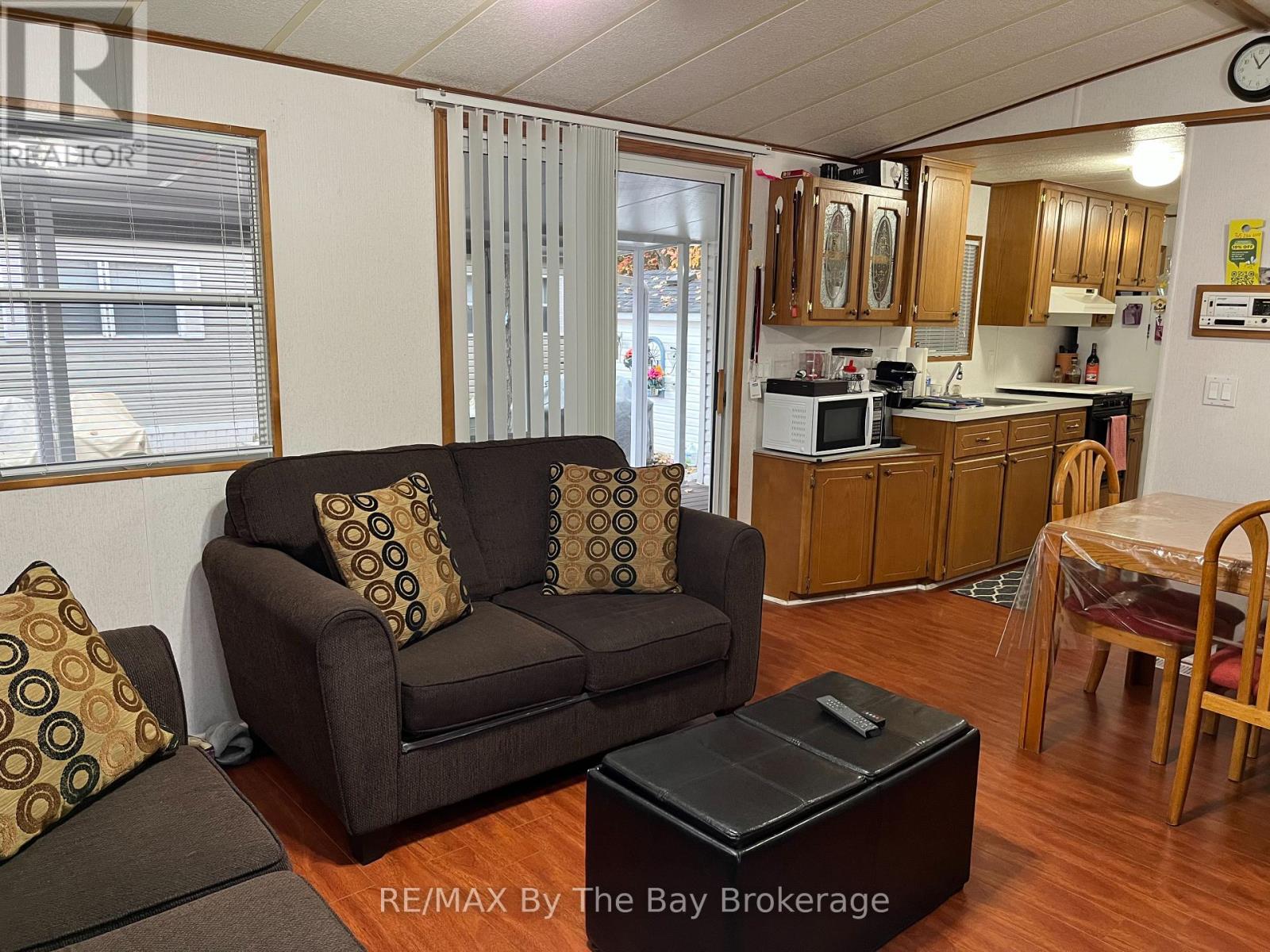 68 - 85 Theme Park Drive, Wasaga Beach, Ontario  L9Z 1X7 - Photo 14 - S12076940