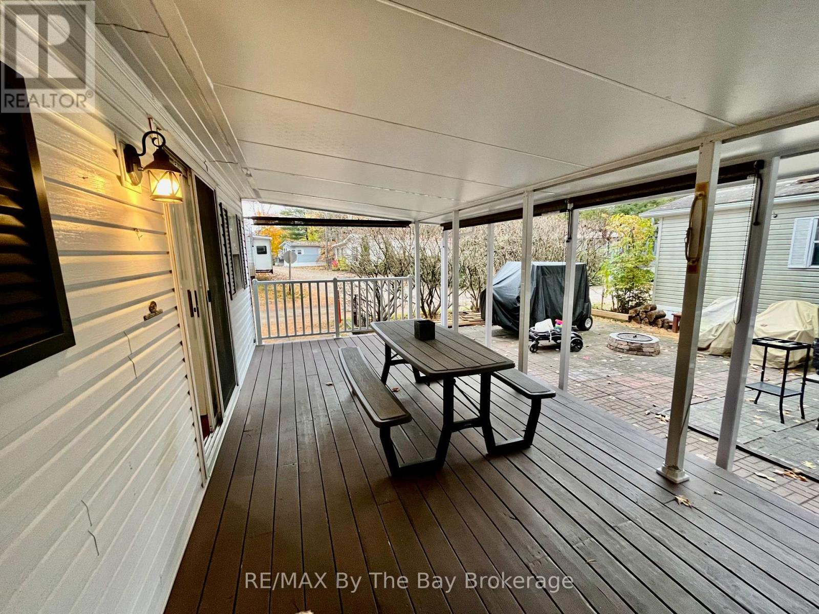 68 - 85 Theme Park Drive, Wasaga Beach, Ontario  L9Z 1X7 - Photo 27 - S12076940