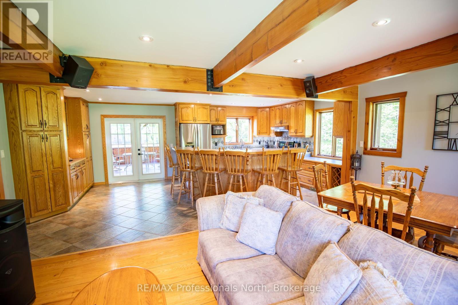 1107 Falkenburg Road, Bracebridge, Ontario  P1L 1X4 - Photo 11 - X12076935