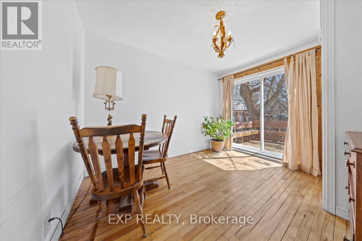 146 Laval Street, Ottawa, Ontario  K1L 7Z4 - Photo 12 - X12076989