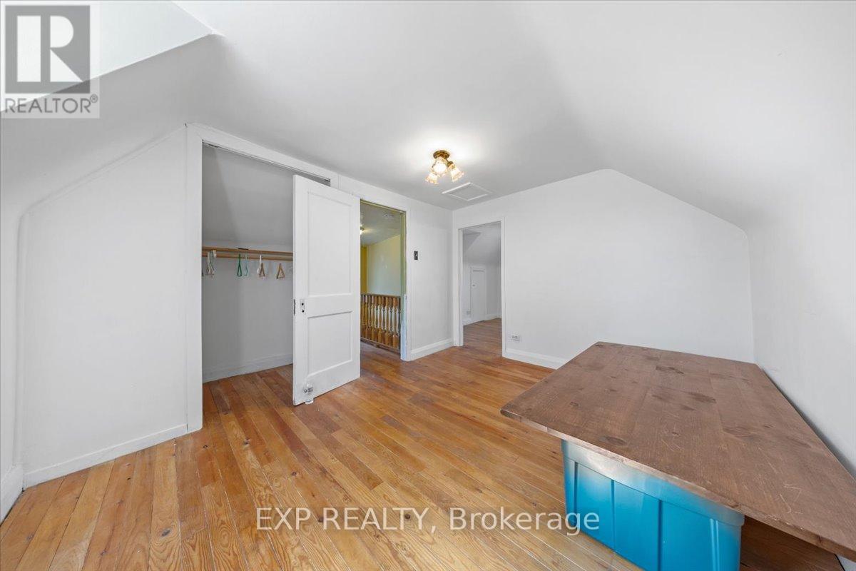 146 Laval Street, Ottawa, Ontario  K1L 7Z4 - Photo 21 - X12076989