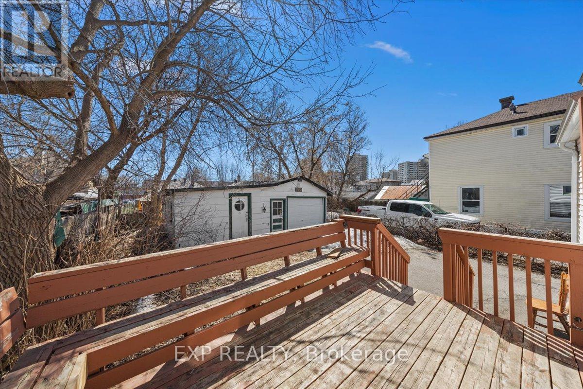 146 Laval Street, Ottawa, Ontario  K1L 7Z4 - Photo 32 - X12076989