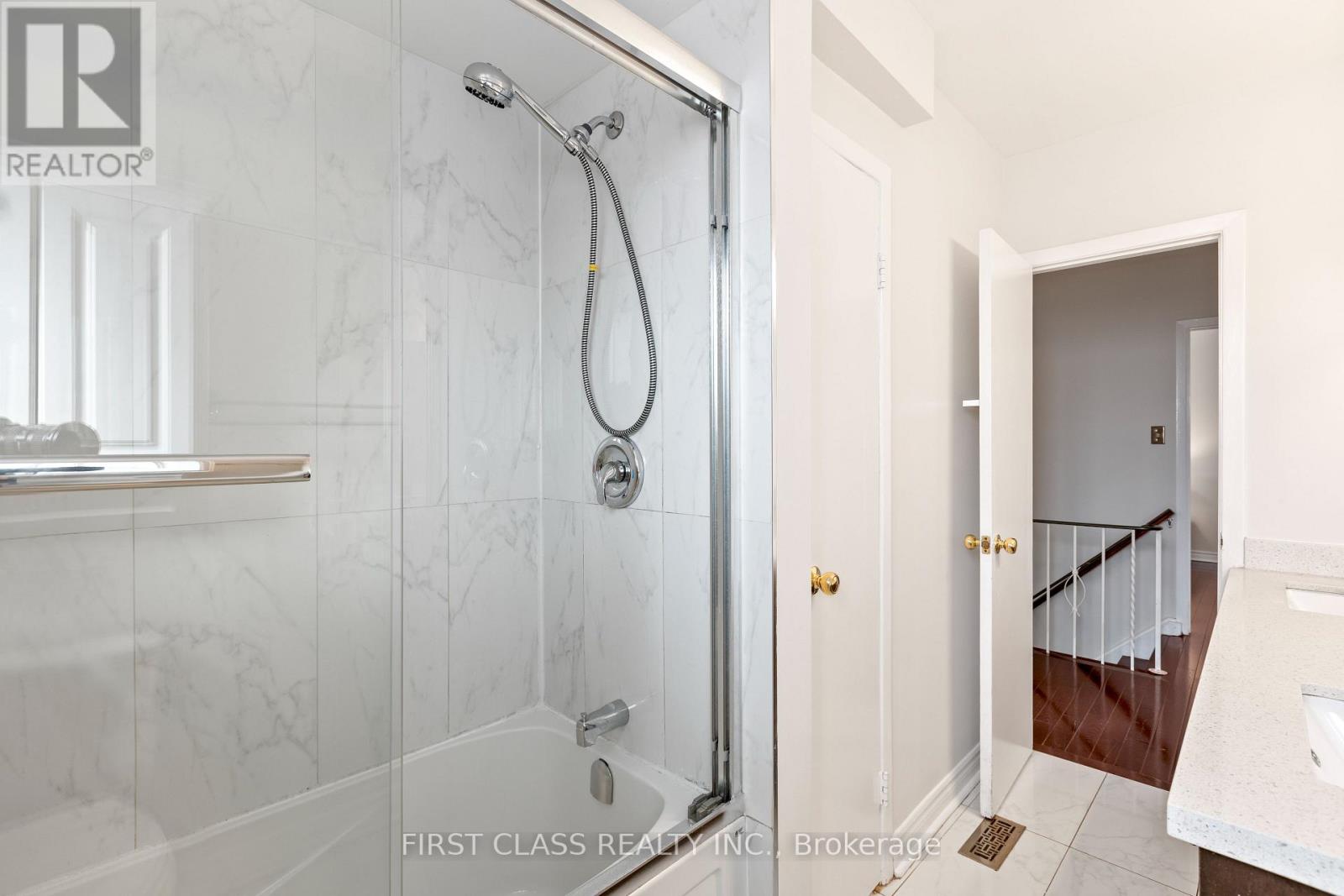 66 Sonmore Drive, Toronto, Ontario  M1S 1X4 - Photo 21 - E12076903