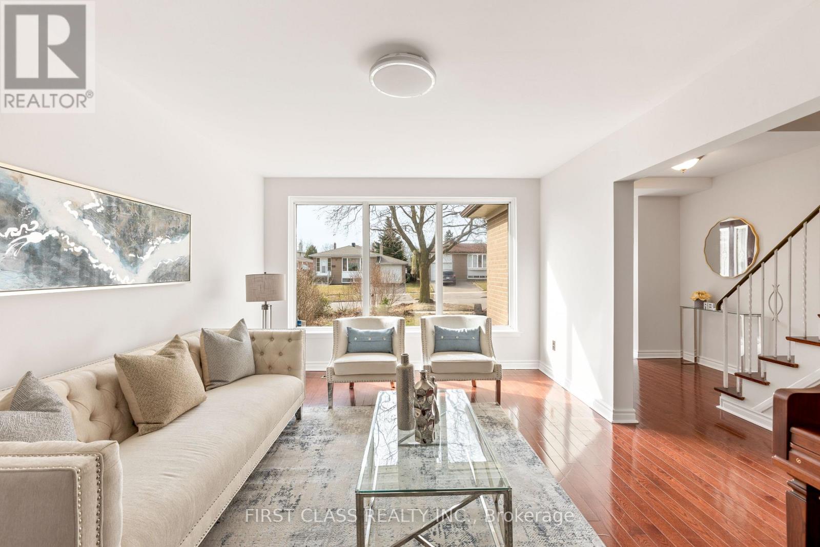 Property at 66 SONMORE DRIVE image 3